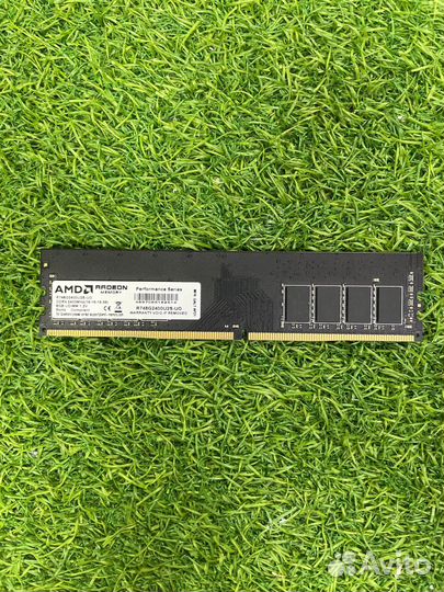 AMD Radeon DDR4 8Gb 2400MHz