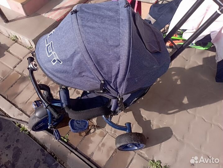 Велосипед детский с ручкой