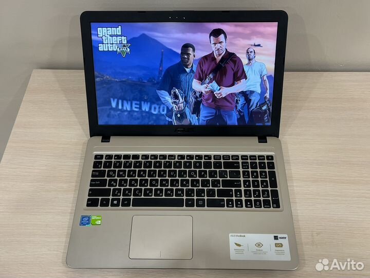 Игровой ноутбук Asus SSD/4ядра/920MX/гарантия