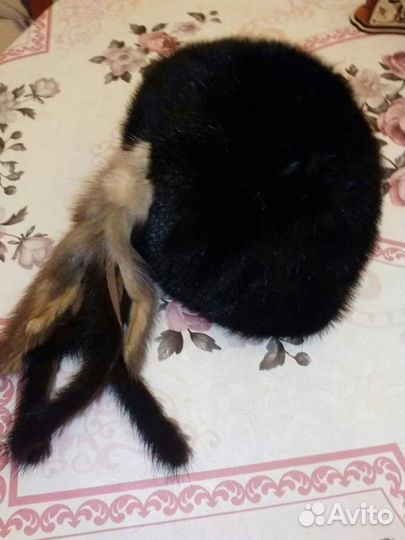 Продам женскую шапку