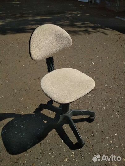 Компьютерный стул