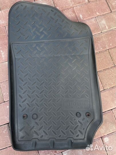 Автобильные Коврики Unidec На VW Polo V