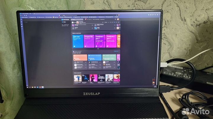 Монитор(портативный ) 4k 60 гц. 15.6 дюйм