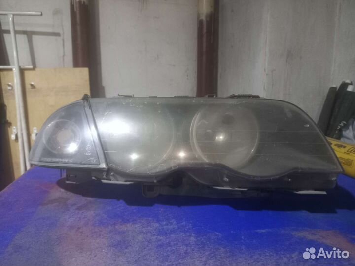 Фара на бмв