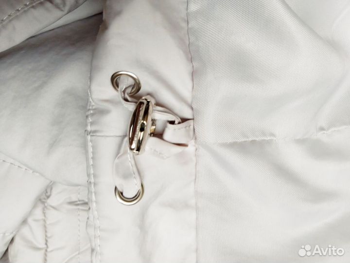 Куртка женская р-р 52-54, на теплую весну, осень