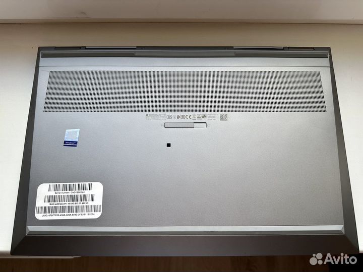 HP ZBook Fury 17 G7 - i7/32/512/RTX 5000 16Gb