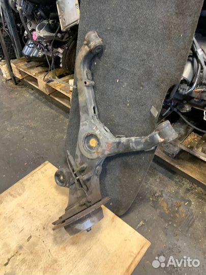 Рычаг задний правый Мерседес Вито w638