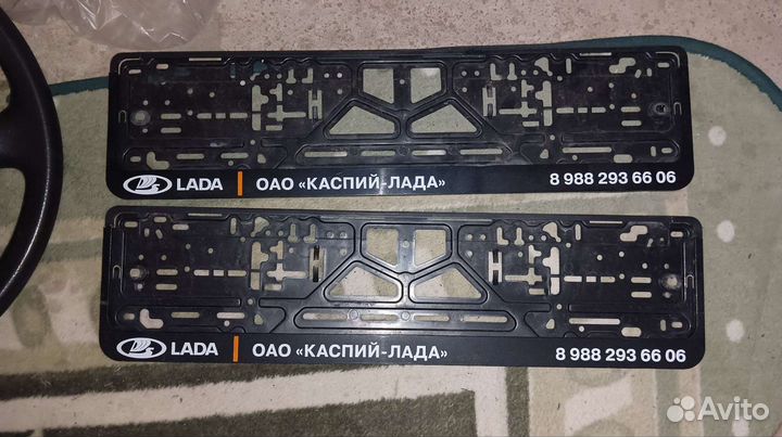 Рамки для автомобильных номеров