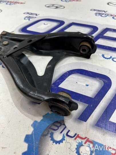 Рычаг подвески нижний передний левый Renault