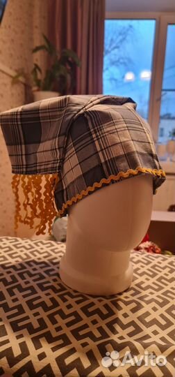 Колпаки для гномов и бант Белоснежки