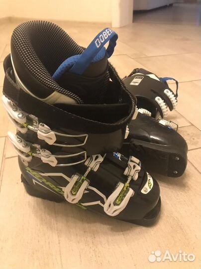 Ботинки детские горнолыжные в идеальном состоянии
