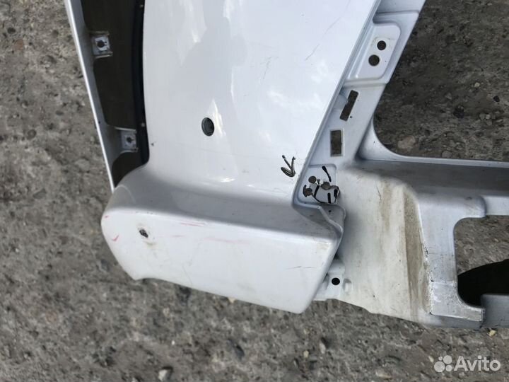 Бампер передний Lexus LX