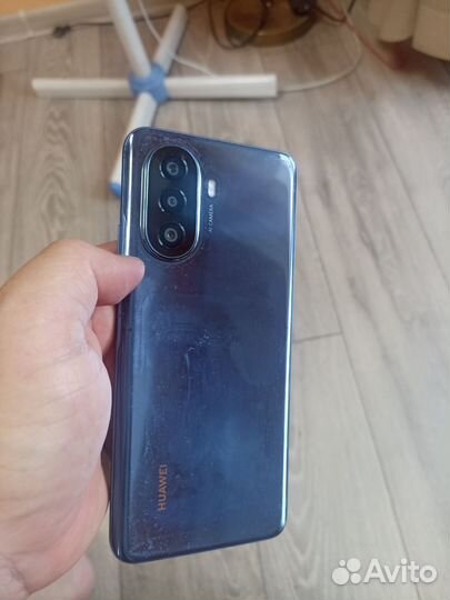 HUAWEI nova Y70, 4/64 ГБ
