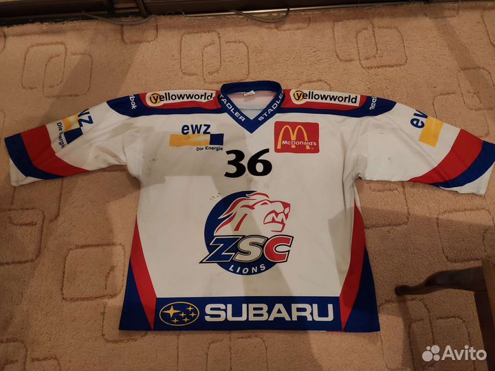 Хоккейное джерси швейцарской команды ZSC Lions