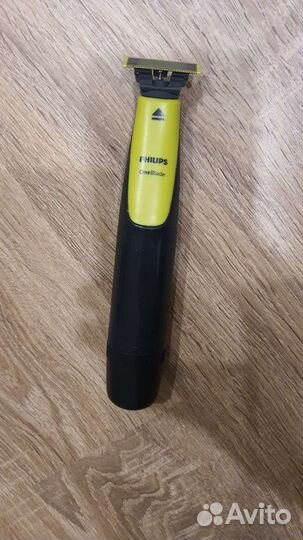 Триммер для бороды philips