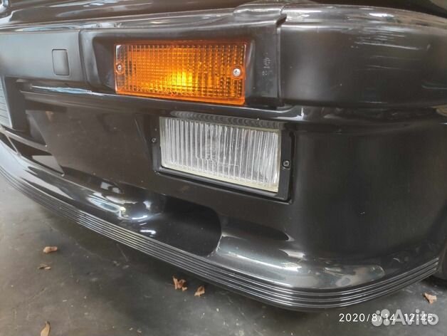 Рамка противотуманной фары BMW E30