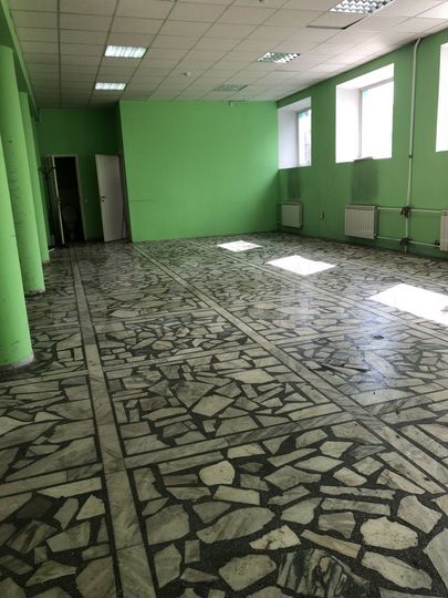 Торговая площадь, 184 м²