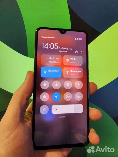 Продам телефон Xiaomi MI 9 lite 6/128