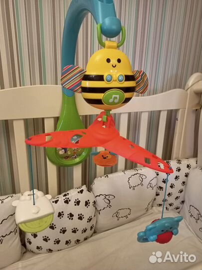 Мобиль на детскую кроватку