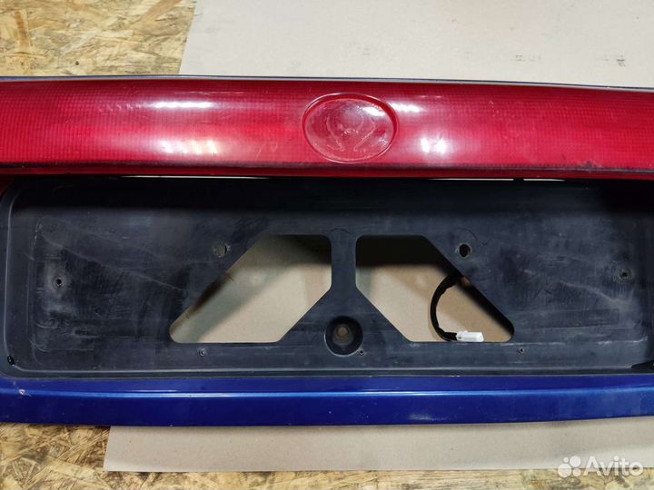 Накладка крышки багажника, Mazda 626 GE