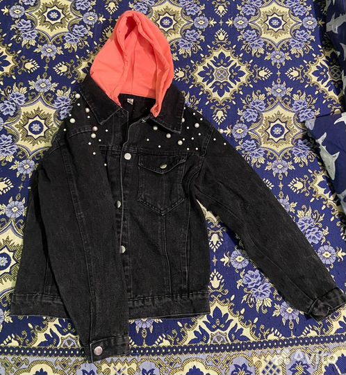 Джинсовая куртка