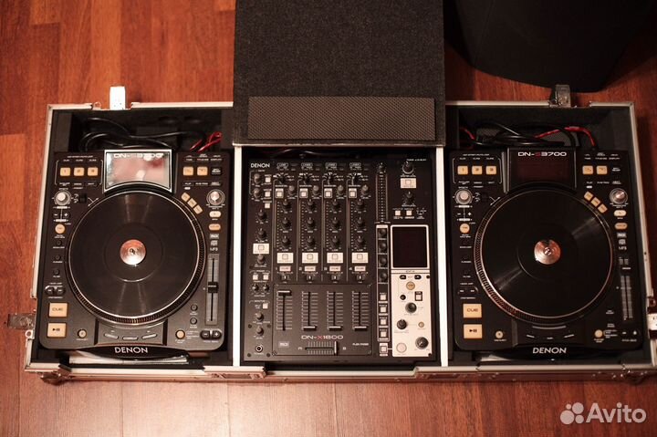 DJ-комплект: Denon S3700 2 шт и микшер X1600