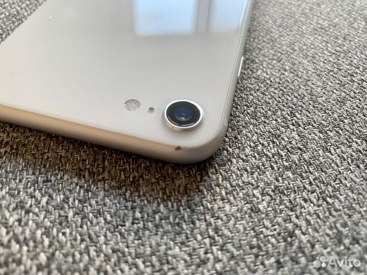 Телефон iPhone SE 2020 128gb white