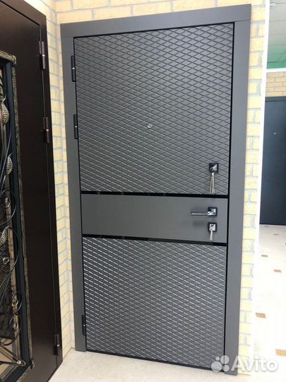 Дверь входная