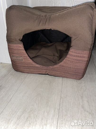 Лежанка домик для собак и кошек
