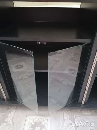 Тумба под телевизор