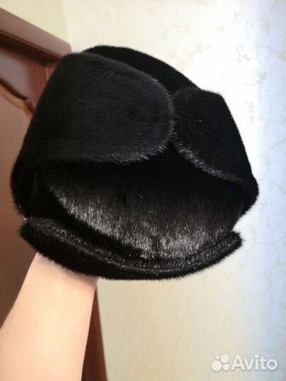 Меховая мужская шапка