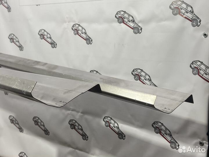 Toyota Corolla e120 пороги + усилители комплект