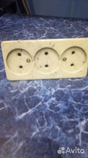 Тройники-розетки и шнуры с вилкой