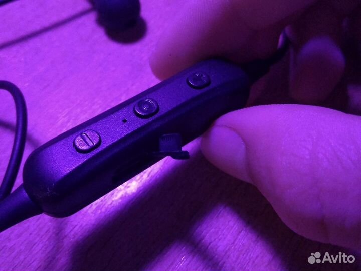 Беспроводные наушники hoco