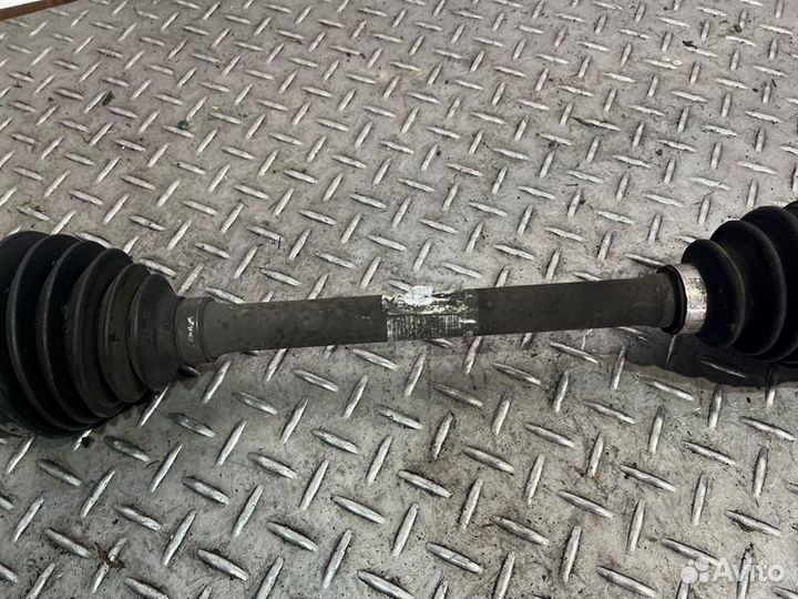 Привод передний правый Renault Trafic 2