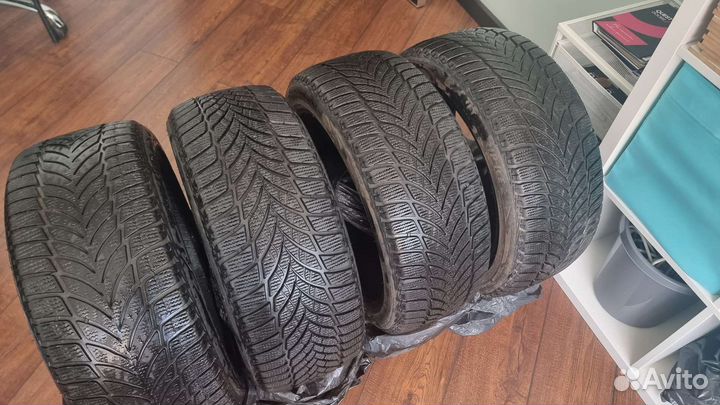 Goodyear UltraGrip Ice 2 225/45 R18 95T
