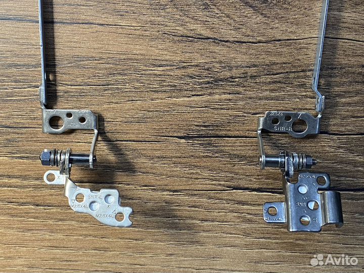 Петли для Acer E1-531, V3-531, V3-551, V3-571