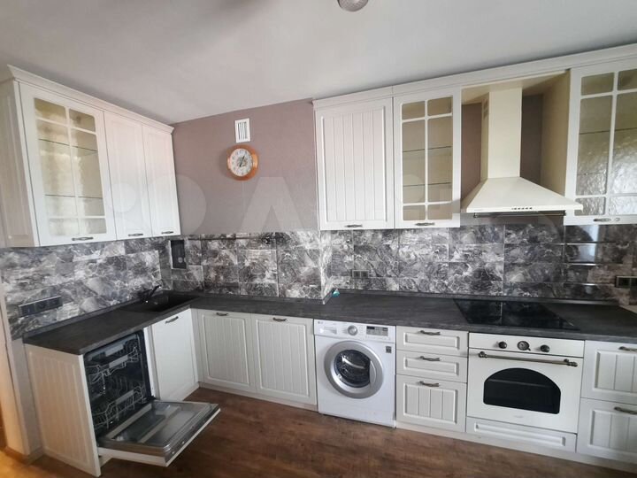 3-к. квартира, 76,6 м², 15/17 эт.