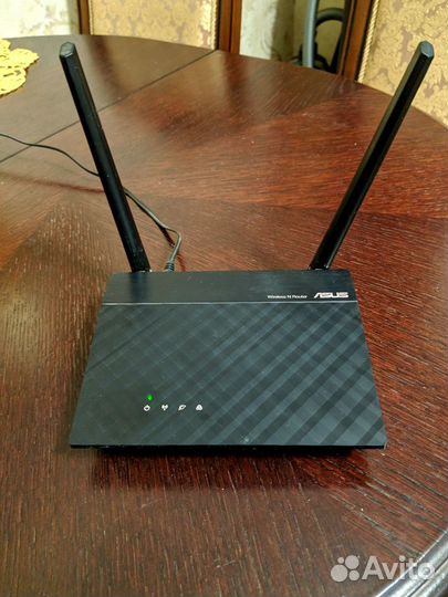 Компактный Wi-Fi роутер asus