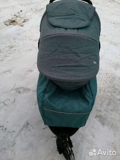 Прогулочная коляска