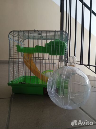Клетка для хомяка+наполнитель с кормом и шар