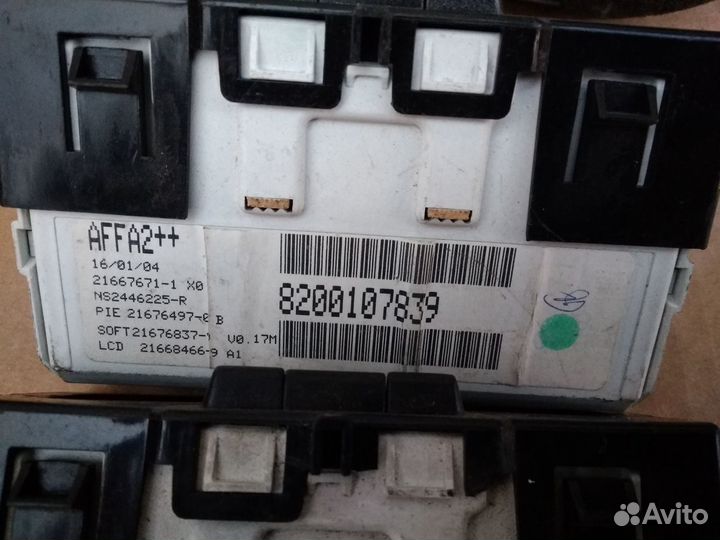 Дисплей Рено Меган 2 дорестайл