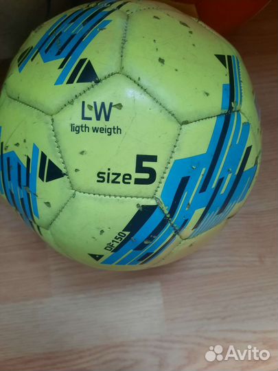 Футбольный мяч demix