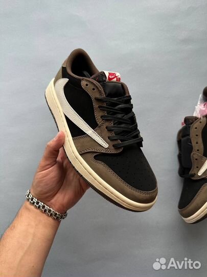 Nike air jordan 1 low Travis Scott mocha