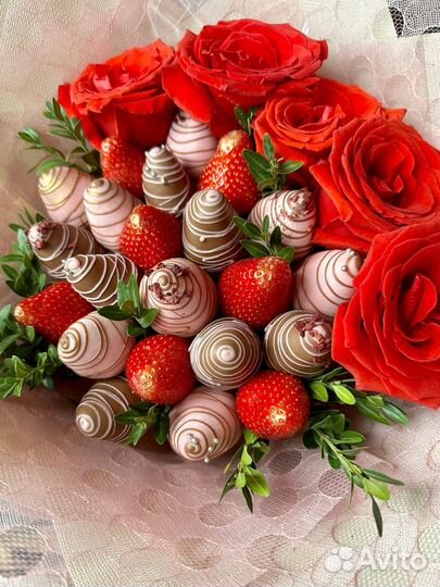 Клубника в бельгийском шоколаде. Подарок девушке