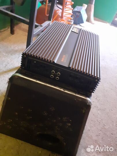 Автомобильный усилитель