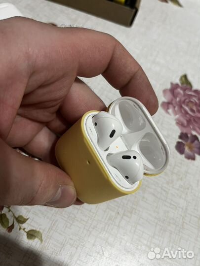 Airpods 1