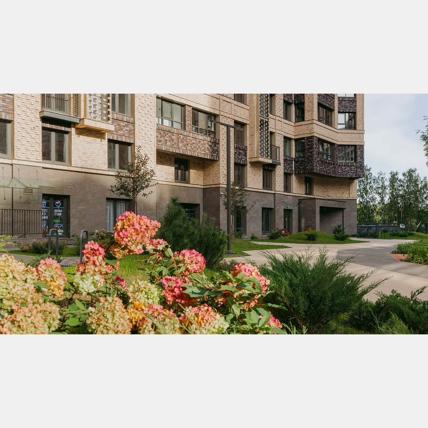 2-к. квартира, 67,2 м², 2/13 эт.
