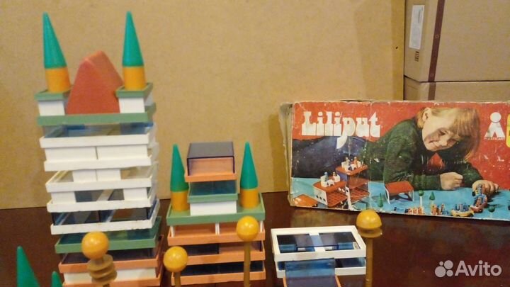 Детский советский пластмас. конструктор Лилипут