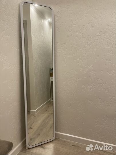 Зеркало напольное